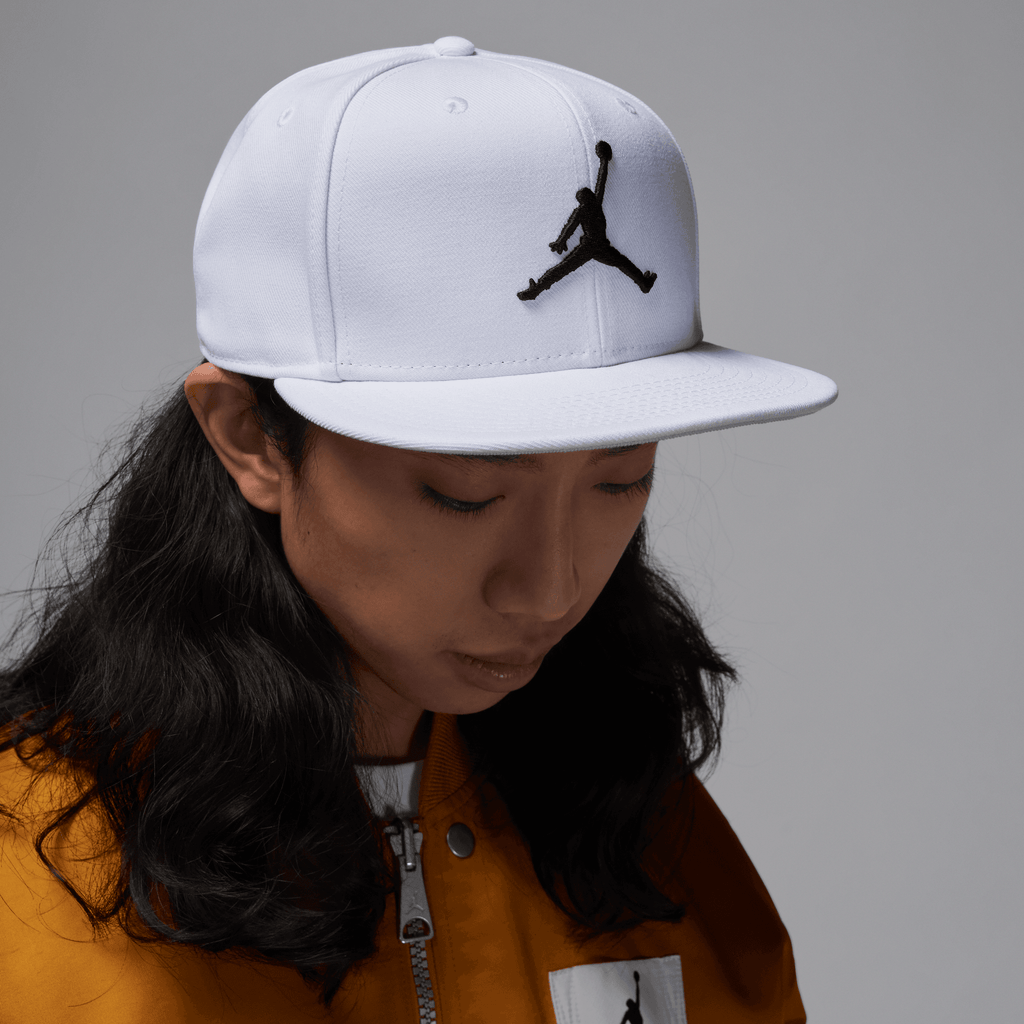 Jordan Jumpman Pro Adjustable Cap "White Black" (Unisex)