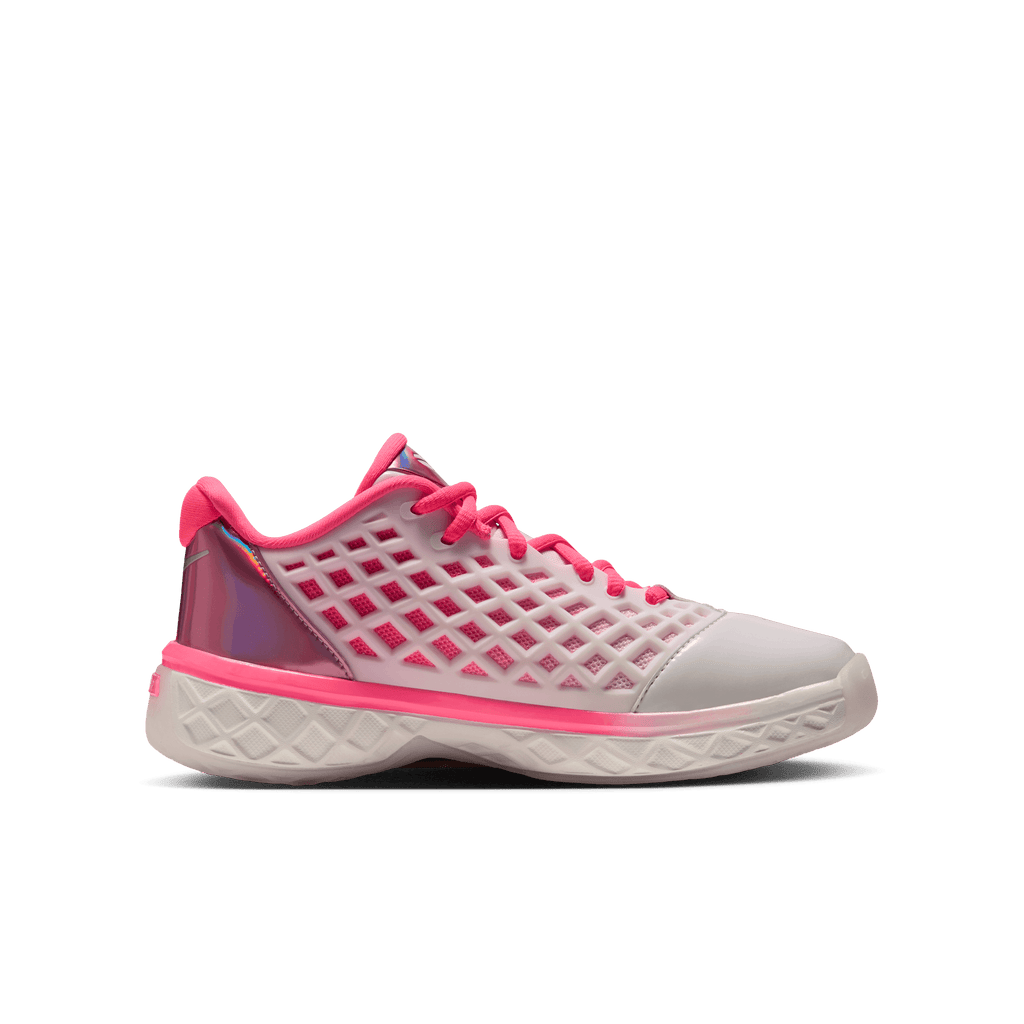 Big Kids' Kobe Bryant Kobe 3 Low Protro "WNBA"